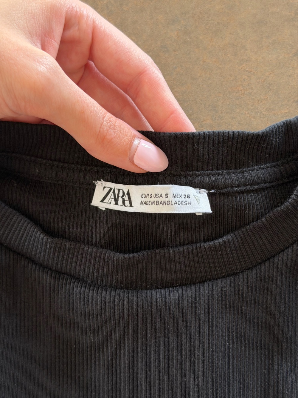 Zara Black Ribbed Ruffle Sleeve Top - Picture 3 of 3